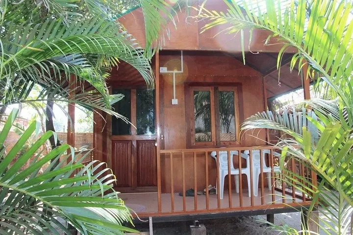 Морджим: Sea Bird Beach Cafe & Cottages