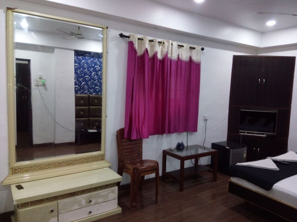 Панвель: Hotel Geetanjali St Bus Stand Panvel