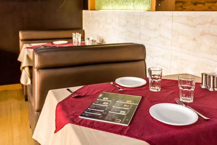 Нави-Мумбай: Hotel Aishwarya Residency