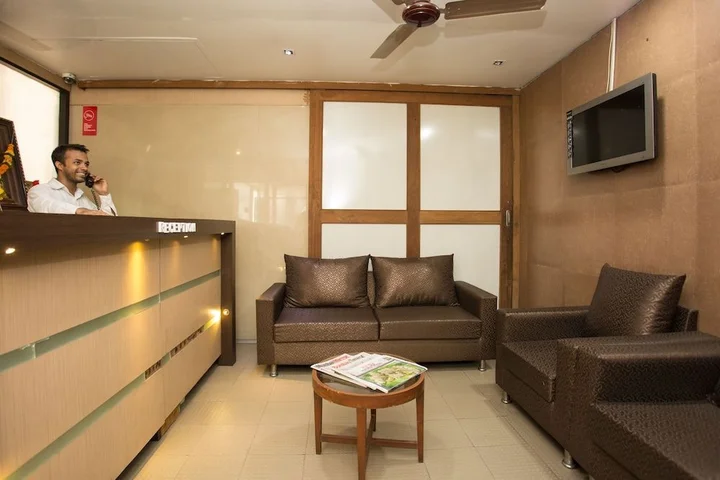 Нави-Мумбай: Hotel Aishwarya Residency