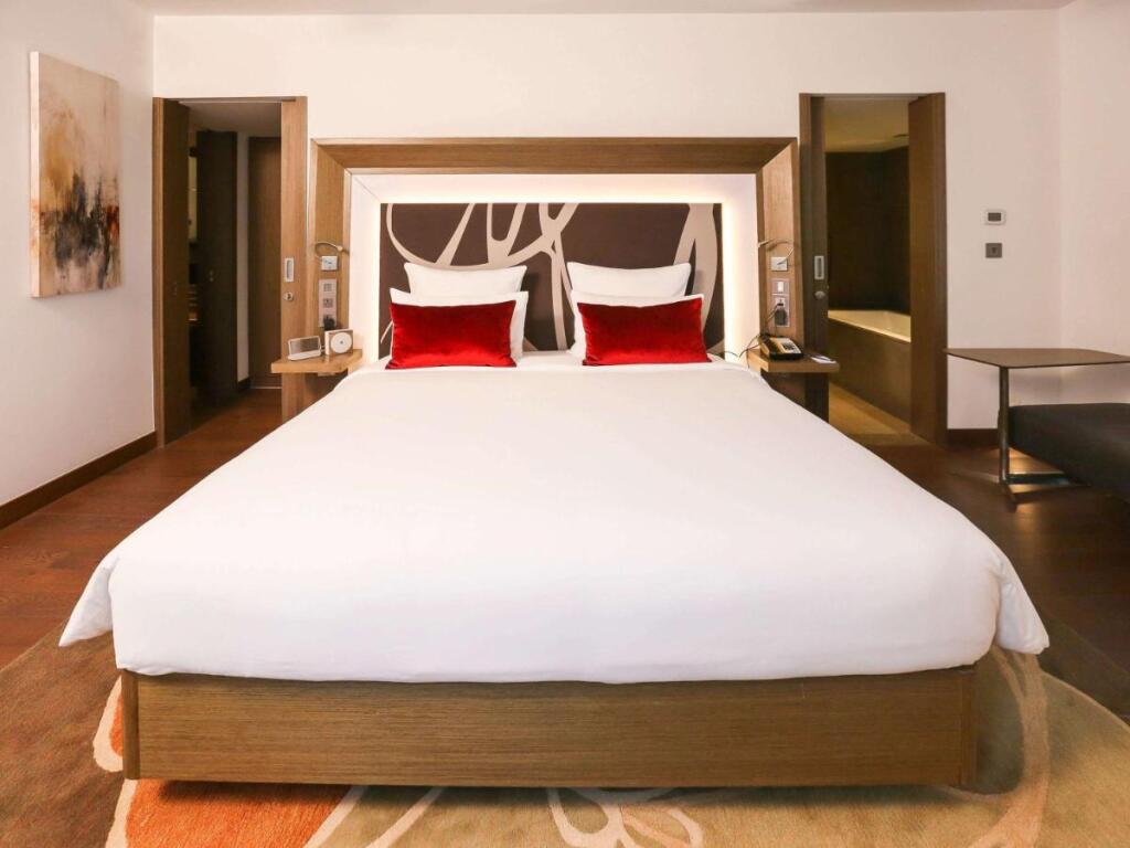 Нью-Дели: Novotel New Delhi Aerocity Hotel