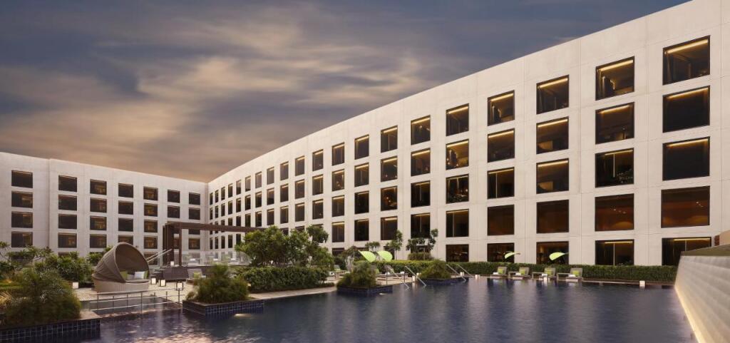 Нью-Дели: Novotel New Delhi Aerocity Hotel