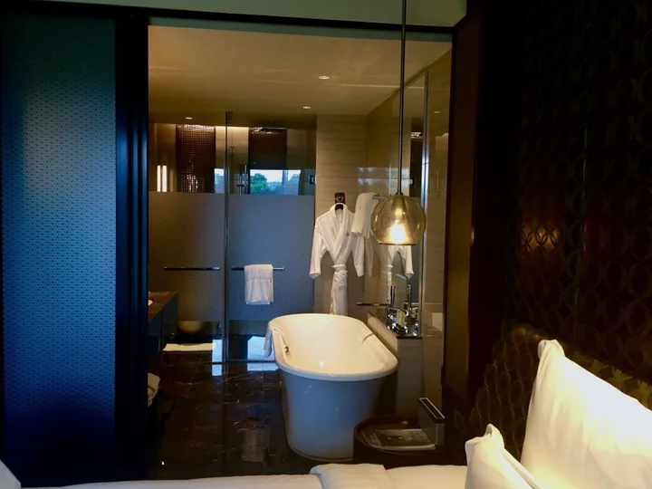 Нью-Дели: Pullman New Delhi Aerocity Hotel