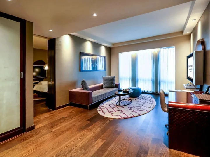 Нью-Дели: Pullman New Delhi Aerocity Hotel