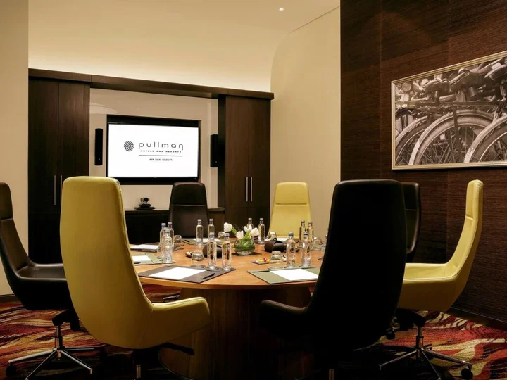 Нью-Дели: Pullman New Delhi Aerocity Hotel