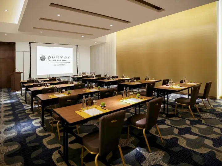 Нью-Дели: Pullman New Delhi Aerocity Hotel