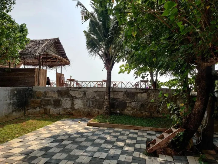 Аллеппи: Pine Beach Residency