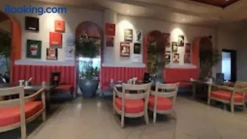 Сатара: Hotel Maratha Palace
