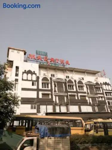 Сатара: Hotel Maratha Palace