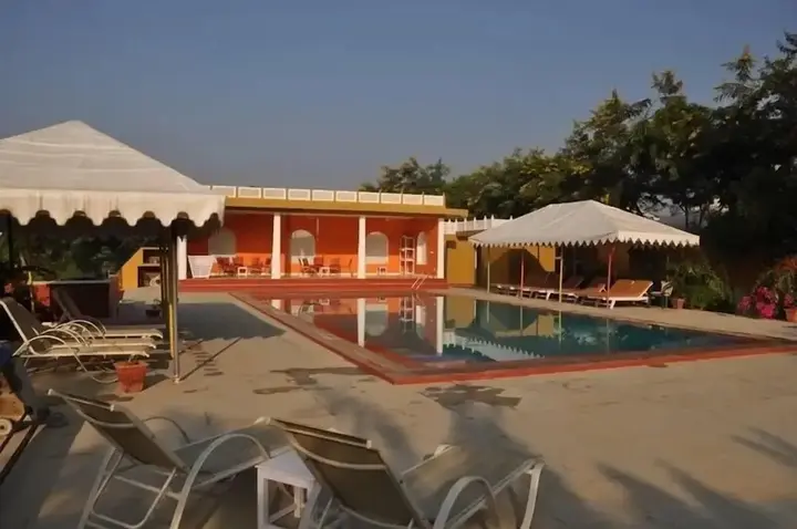 Ачрол: Achrol Bagh