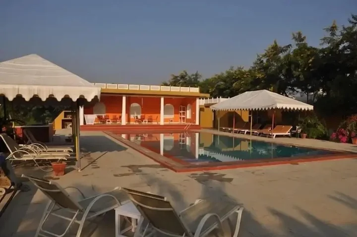 Ачрол: Achrol Bagh