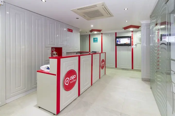 Бангалор: OYO 347 Hotel Fiesta Grand