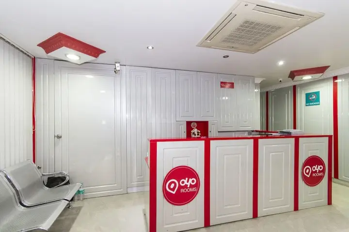 Бангалор: OYO 347 Hotel Fiesta Grand