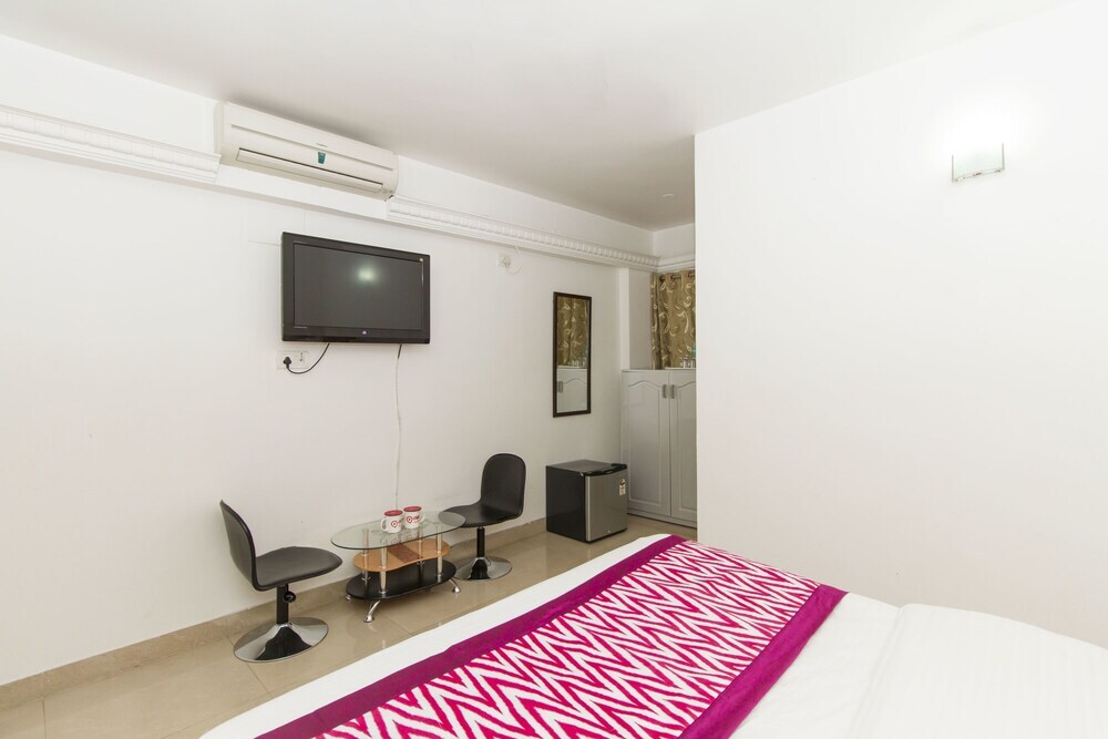 Бангалор: OYO 347 Hotel Fiesta Grand