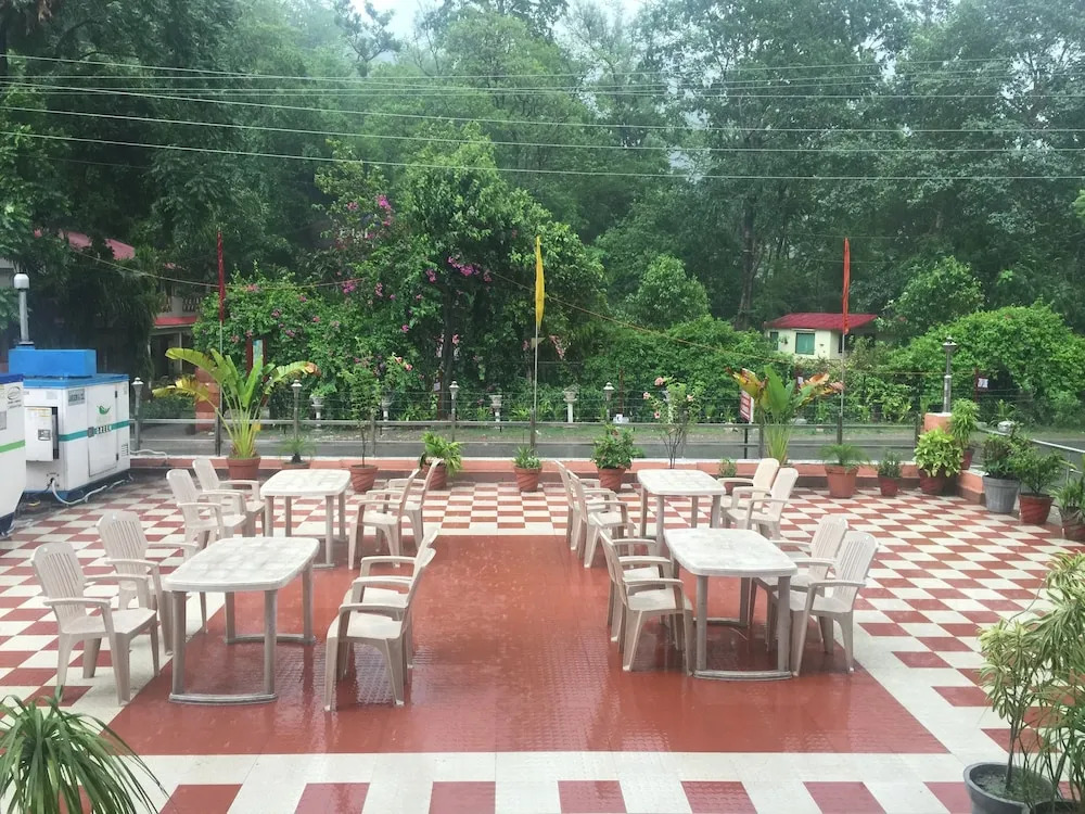 Шивпури: Chanakya Resort