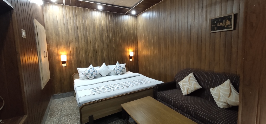 Brij Lodge — фото 1