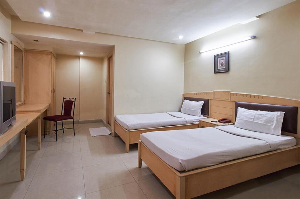 Hotel O Padmini Near Lakdikapool Metro Station — фото 4