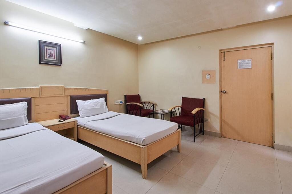 Hotel O Padmini Near Lakdikapool Metro Station — фото 3