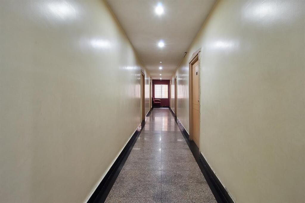 Хидерабад: Hotel O Padmini Near Lakdikapool Metro Station
