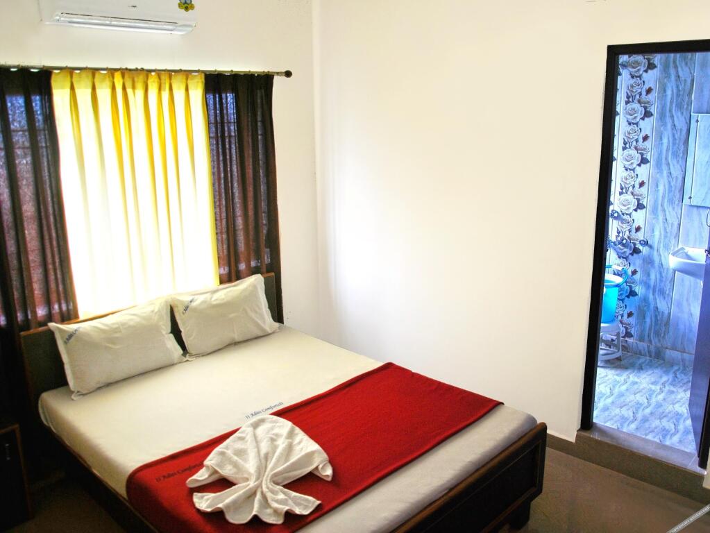 Карвар: Aditi Comforts - Premium Serviced Apartment