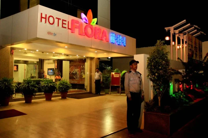 Нагпур: Hotel Flora Inn