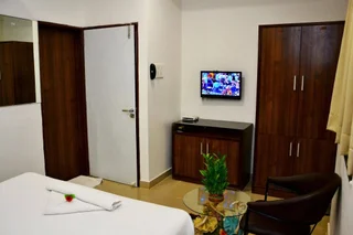 Нагпур: Hotel Flora Inn