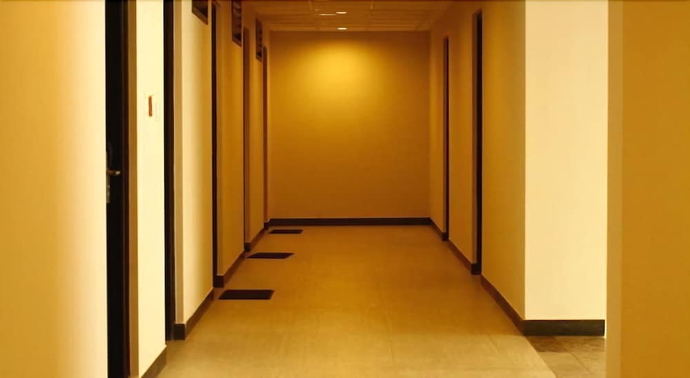 Южный Гоа: M The Business Hotel
