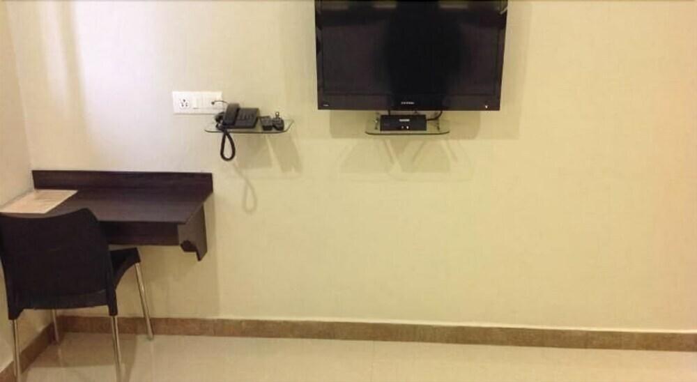 Южный Гоа: M The Business Hotel
