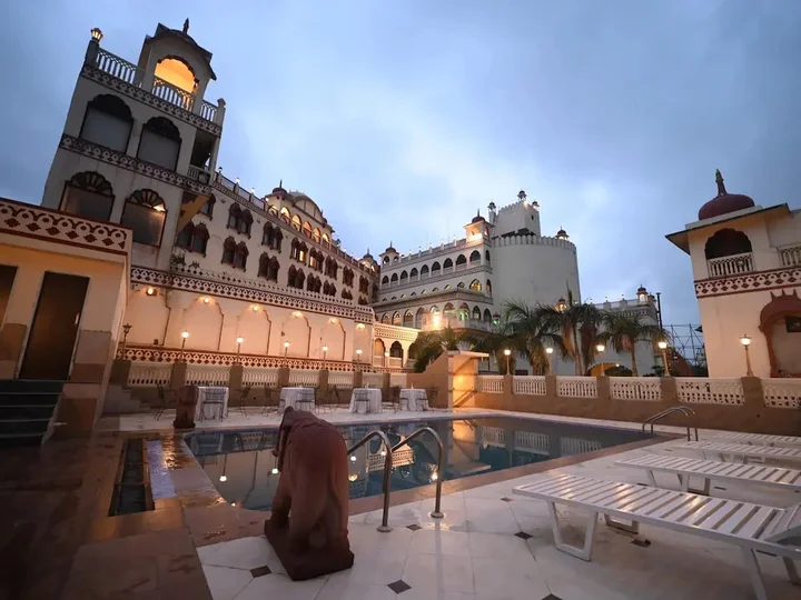 Джайпур: Hotel Fort Chandragupt Jaipur
