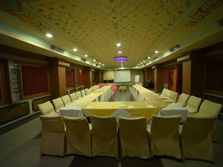 Джайпур: Hotel Fort Chandragupt Jaipur