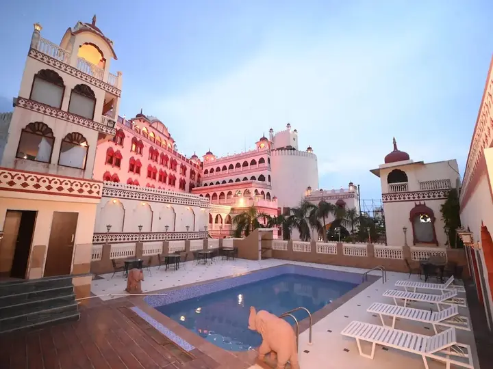 Джайпур: Hotel Fort Chandragupt Jaipur