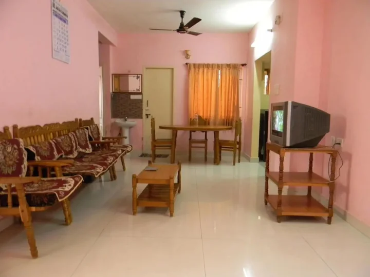 Коимбатур: Gerones Residency Service Apartments