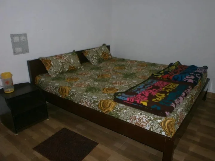 Сарнатх: Samrat Palace Guest House
