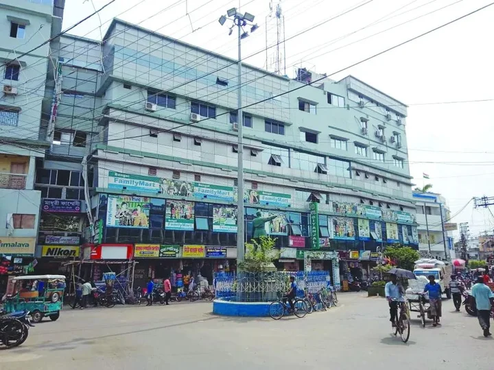 Малда: Hotel Gitanjali Maldah