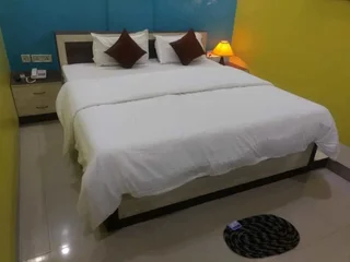 Малда: Hotel Gitanjali Maldah
