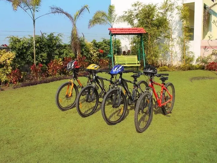 Бахадрабад: V Resorts Rajaji National Park