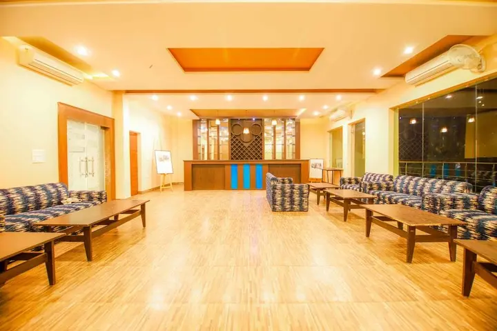 Бахадрабад: V Resorts Rajaji National Park