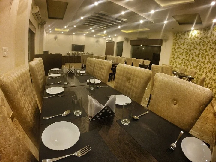 Бахадрабад: V Resorts Rajaji National Park