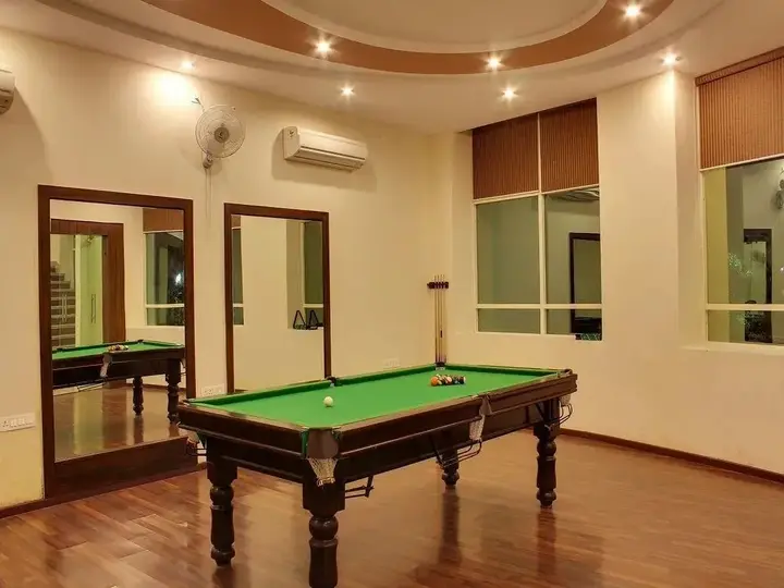 Бахадрабад: V Resorts Rajaji National Park