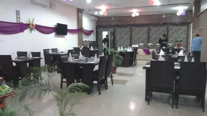 Бахадрабад: Hotel Flora Haridwar