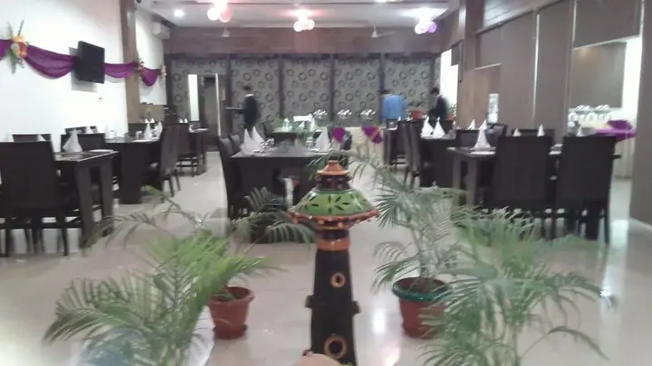 Бахадрабад: Hotel Flora Haridwar