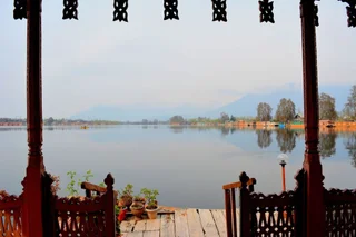 Шринагар: Golden Flower Heritage Houseboat