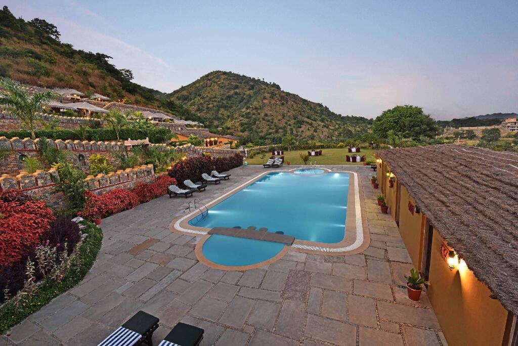 Садри: Kumbhalgarh Safari Camp