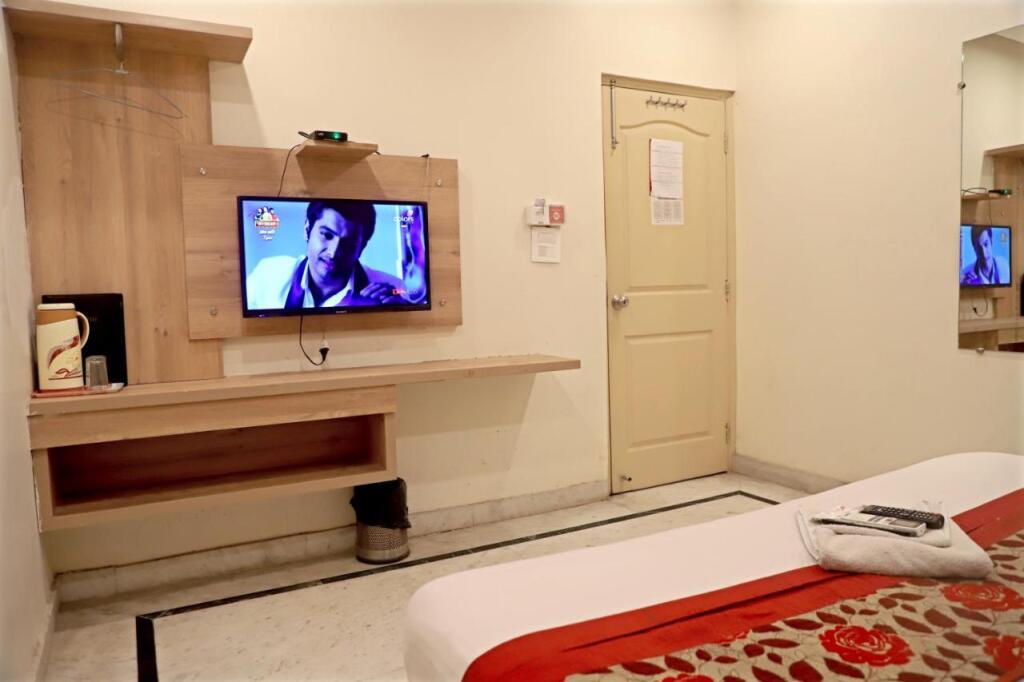 Нью-Дели: Hotel Klick International
