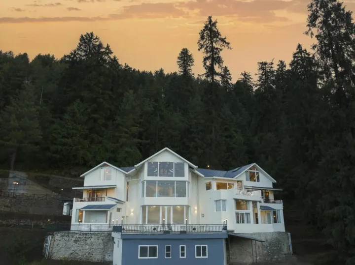 Куфри: V Resorts Narkanda