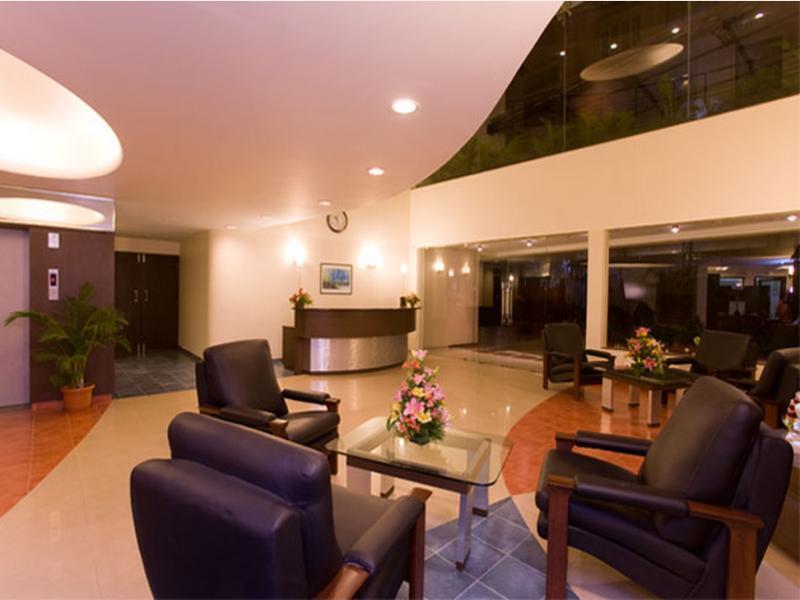 Бангалор: Pearl Suites
