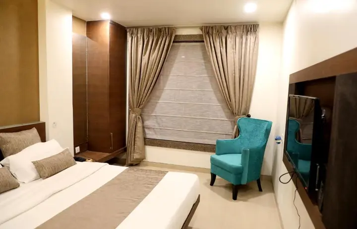Бхопал: Hotel Adarsh Palace
