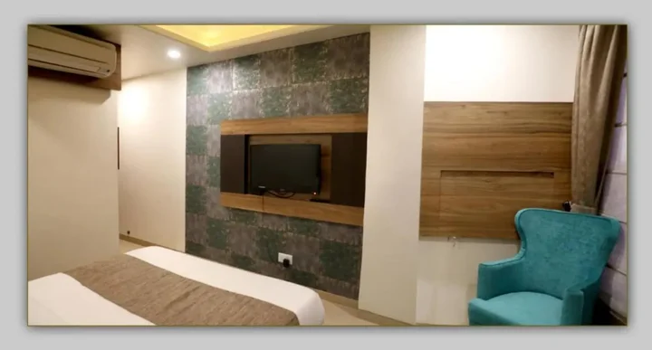Бхопал: Hotel Adarsh Palace