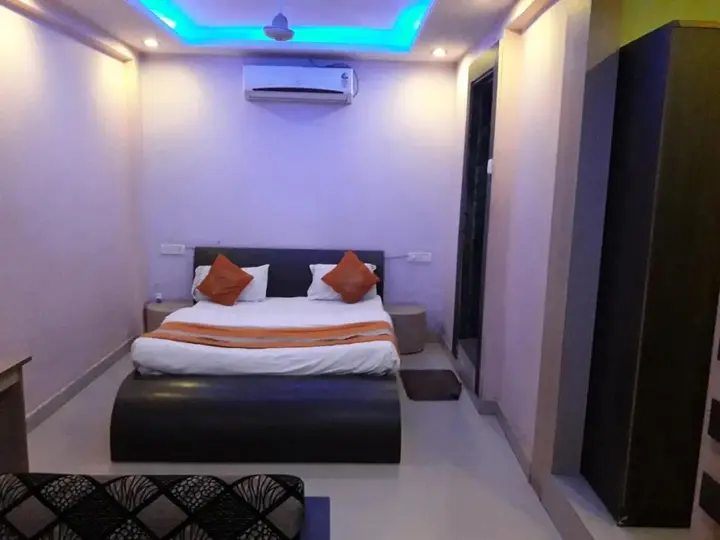 Бхопал: Hotel Adarsh Palace