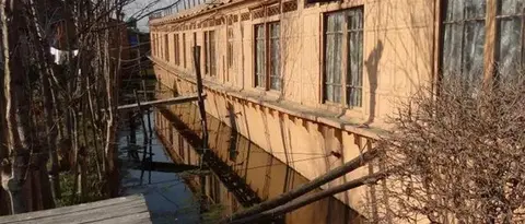Шринагар: R. I. E. Heritage Group of Houseboats Srinagar